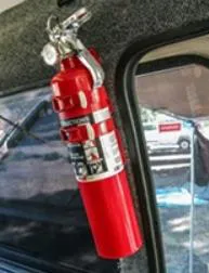 Câu 298: Trên xe ô tô có trang bị thiết bị như hình vẽ dưới đây, dùng để làm gì?